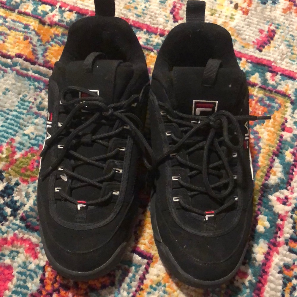Black Fila shoes size 7